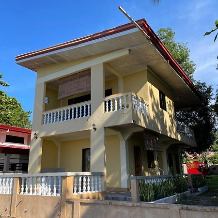 C - Side Inn Mambajao Bagian luar foto